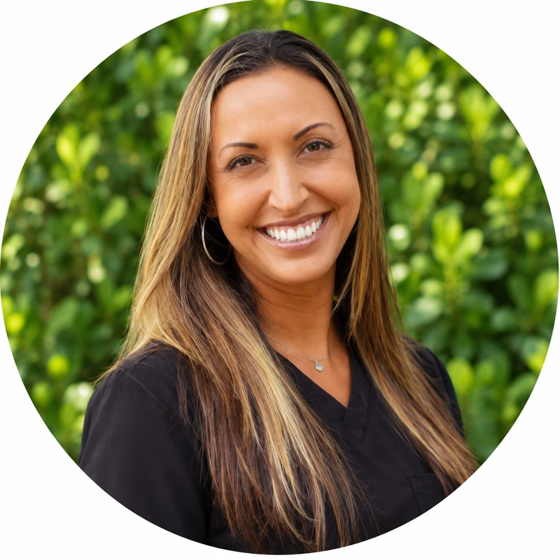 Portrait of Jenn, Orthodontic Assistant at Lowe Orthodontics